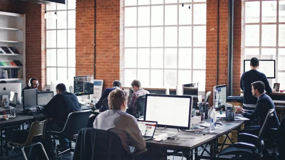 Как выбрать веб-студию в Дегтярске по кейсам Как выбрать веб-студию в Дегтярске по кейсам